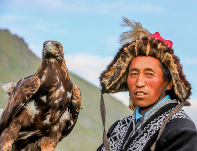 Mongolia eagle hunter