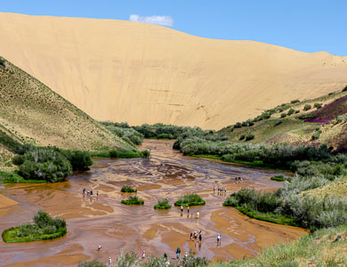 Mongolia Mukhartiin gol river