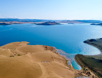 Mongolia Ulaagchiin Khar Lake
